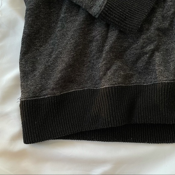 H&M Gray Sweater - Picture 4 of 5